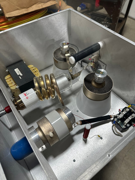 アメリカ製 アイマック3CX3000A7 リニアアンプ 送信用 Pair of 3cx3000A7 – eaglemade