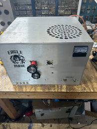 4cx800 RF deck with Power Supply built in.. Has 2 GU74B tubes in this amp